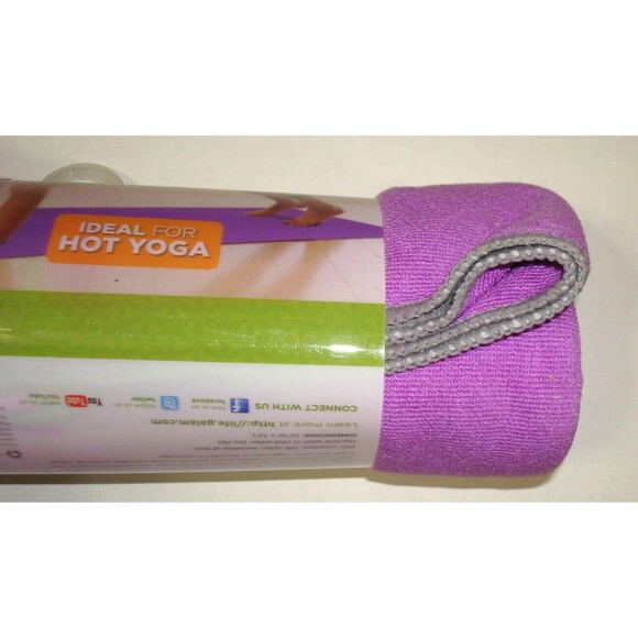 New Gaiam Mat Towel Fast Drying Non Slip Hot Yoga Pilates Pink Purple Gray Grip - Picture 3 of 4